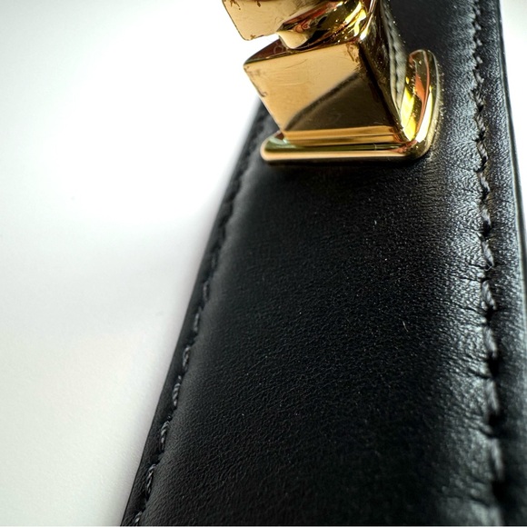 NWT Valentino Garavani Bold Edition V Logo Black Calfskin Leather Belt, Sz 80/32 main image 4